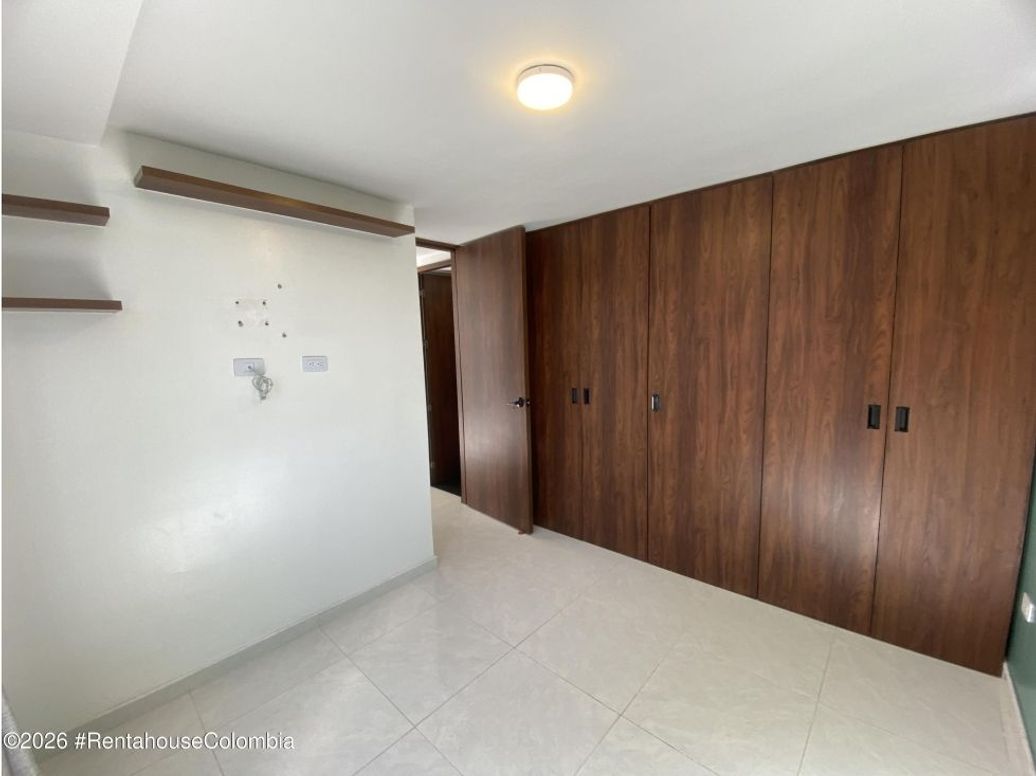 Apartamento de 1 alcoba en venta en Primavera, Bogotá, 36 m² · foto 14 de 20