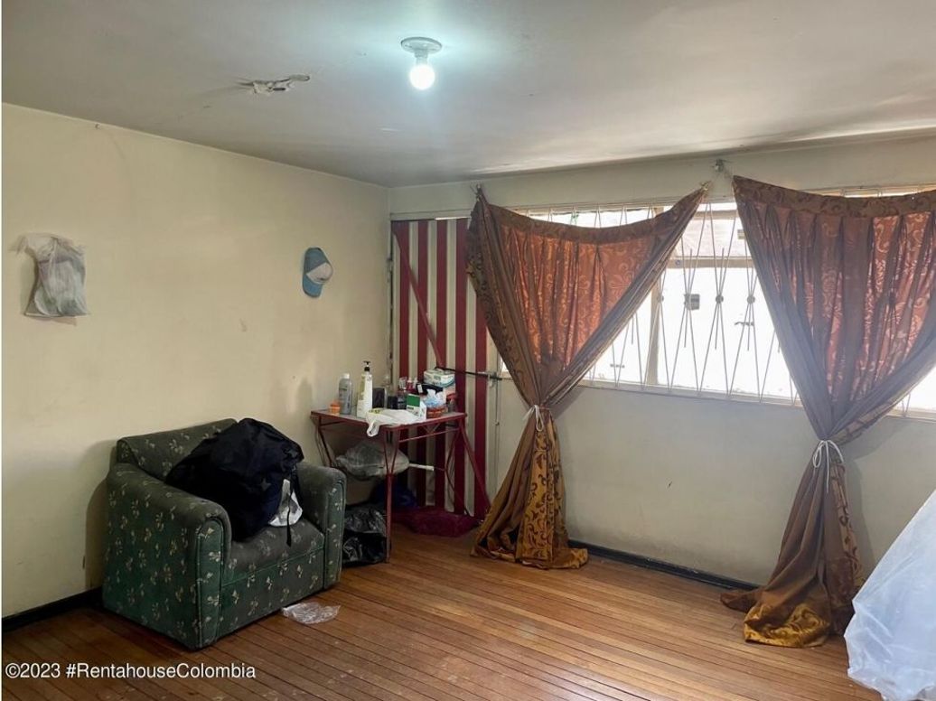 Casa de 3 alcobas en venta en Simón Bolívar, Bogotá, 118 m² · foto 12 de 18