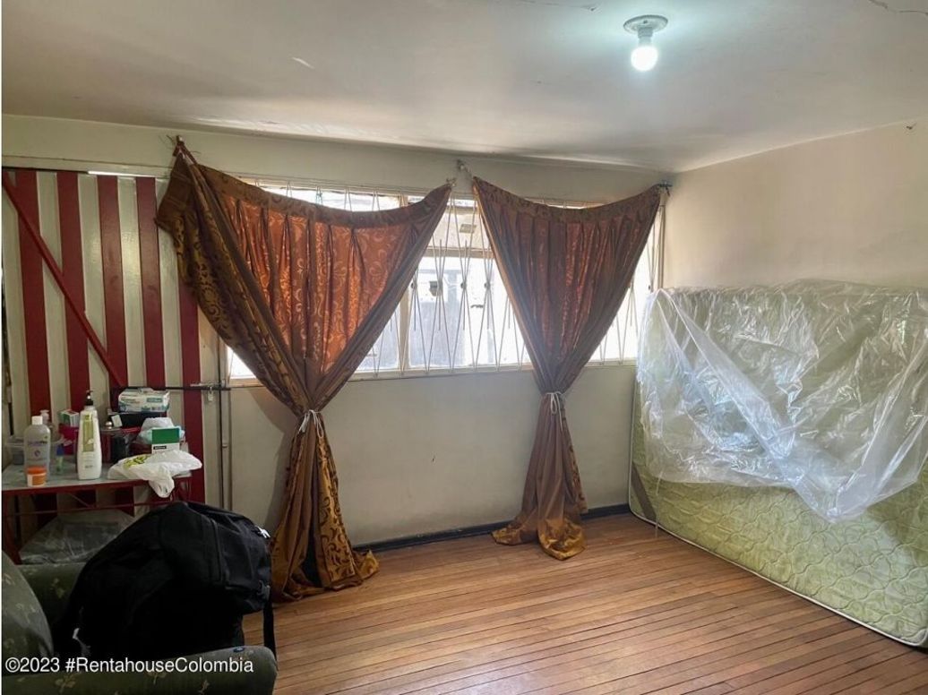 Casa de 3 alcobas en venta en Simón Bolívar, Bogotá, 118 m² · foto 13 de 18