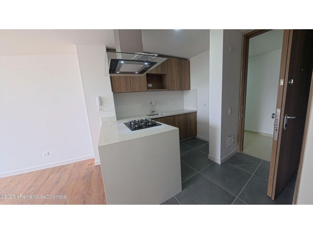 Apartamento de 2 alcobas en arriendo en San José, Bogotá, 63 m² · foto 7 de 17
