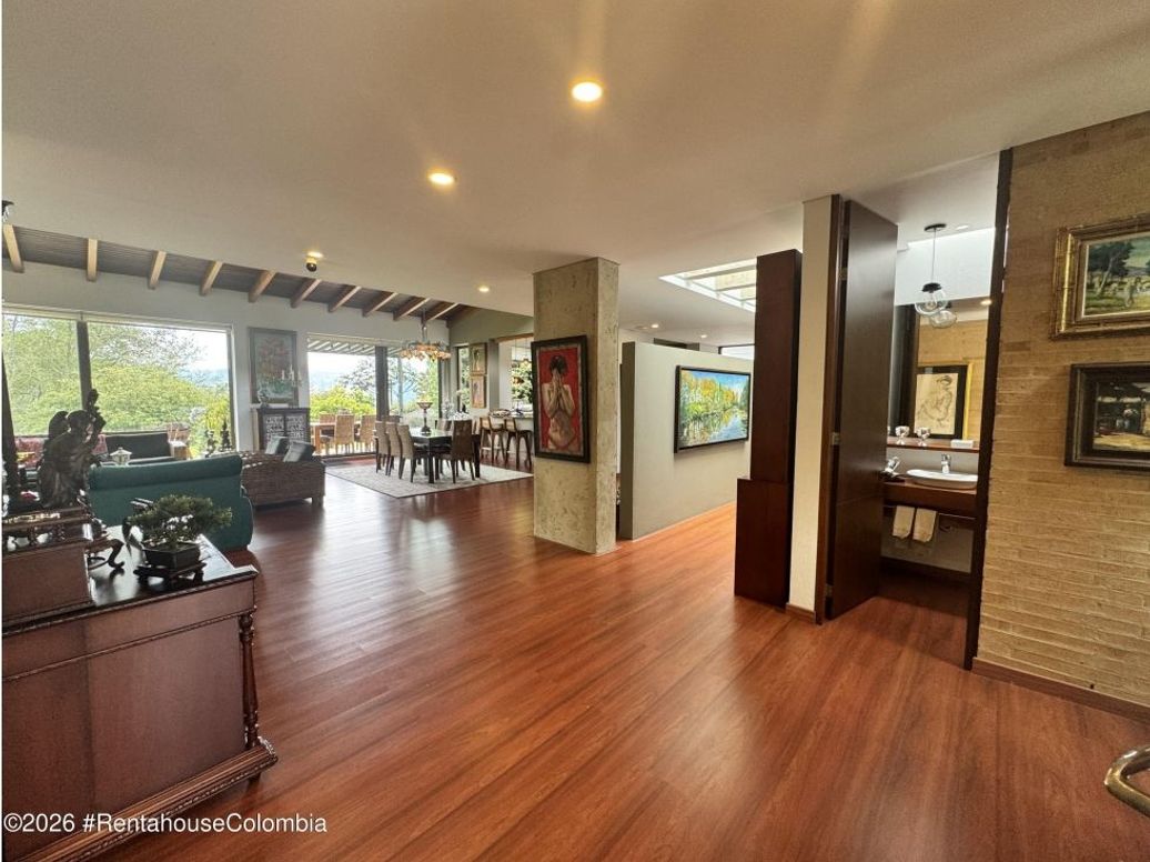 Casa de 3 alcobas en venta en Bogotá, Bogotá, 494 m² · foto 3 de 20
