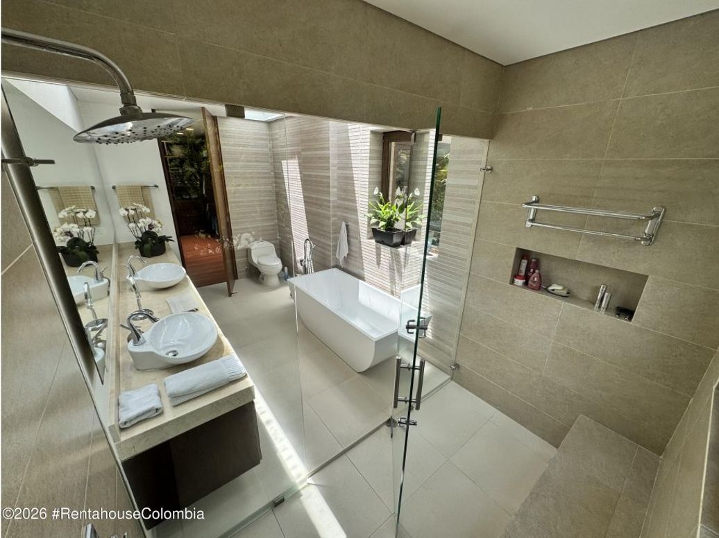 Casa de 3 alcobas en venta en Bogotá, Bogotá, 494 m² · foto 16 de 20