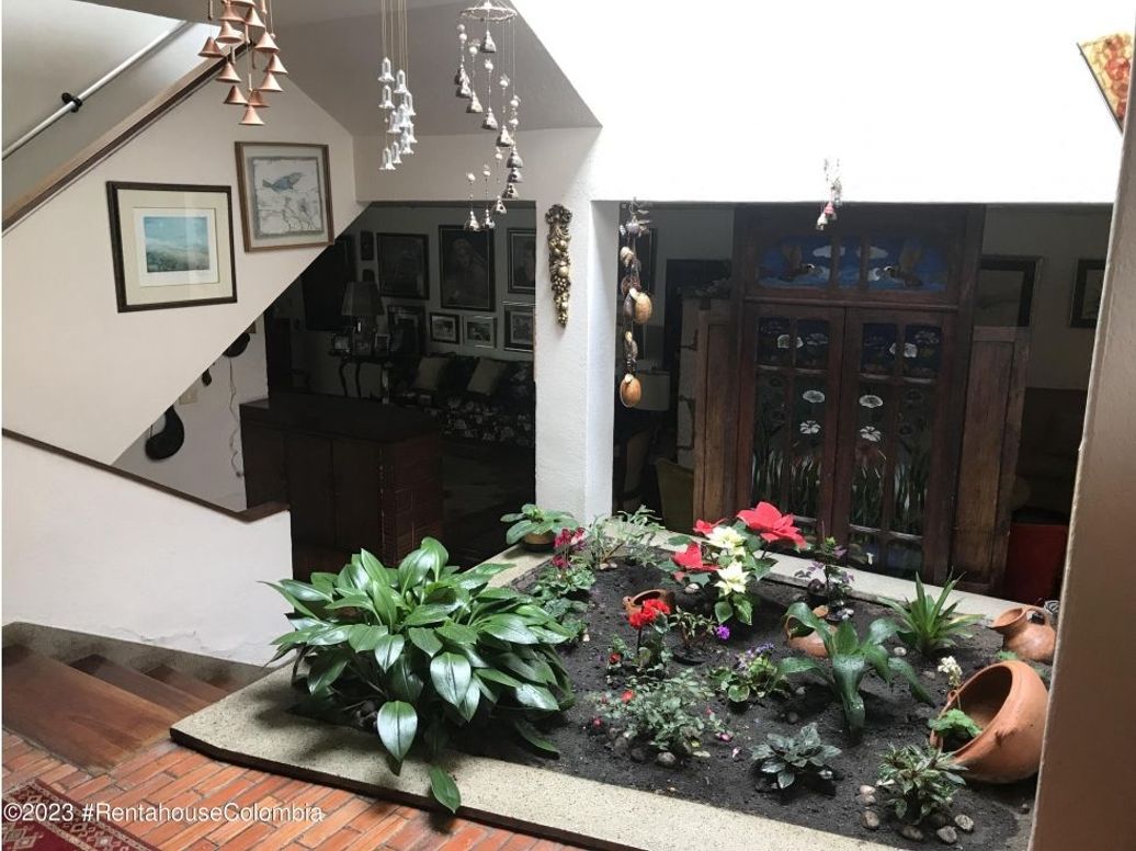 Casa de 3 alcobas en venta en Lago Gaitan, Bogotá, 480 m² · foto 4 de 20