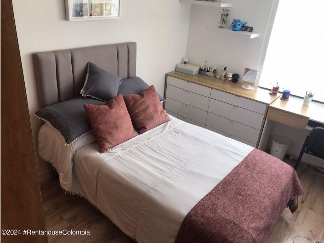 Apartamento de 3 alcobas en venta en Lago Gaitan, Bogotá, 146 m² · foto 8 de 20