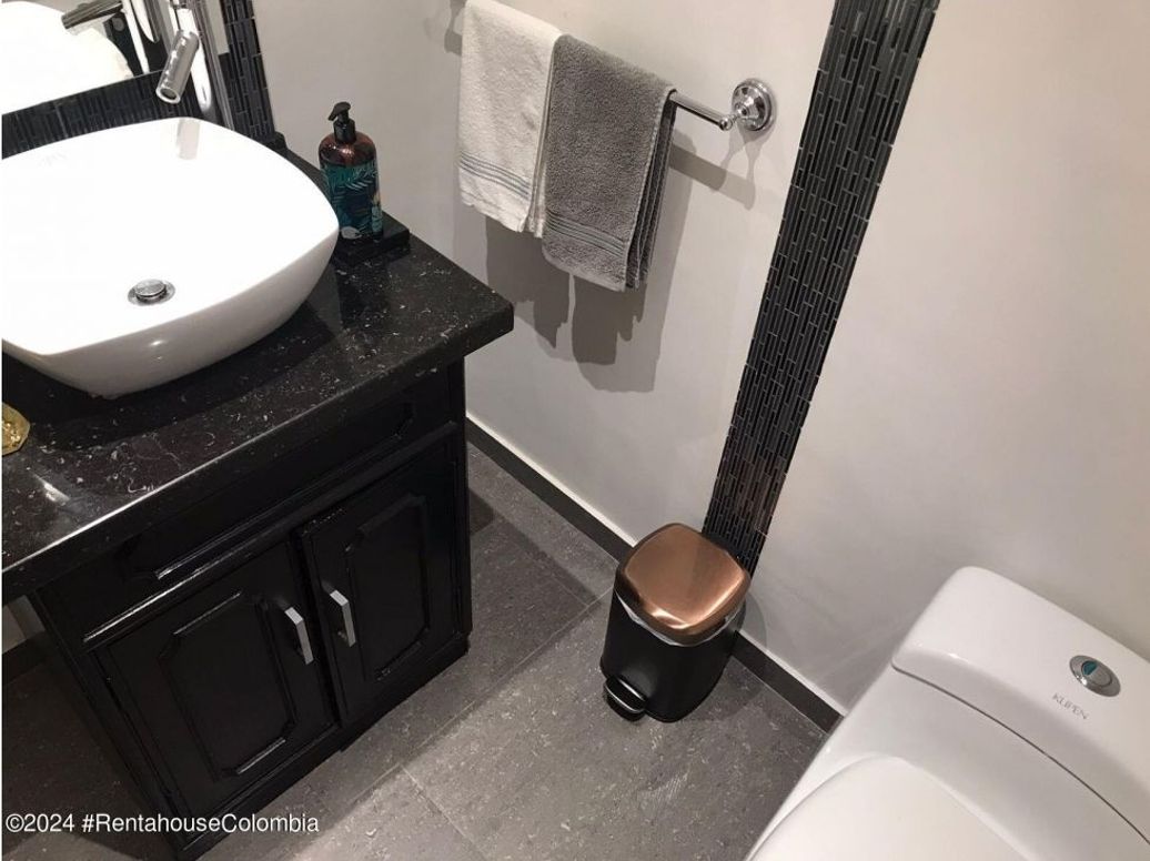 Apartamento de 3 alcobas en venta en Lago Gaitan, Bogotá, 146 m² · foto 17 de 20