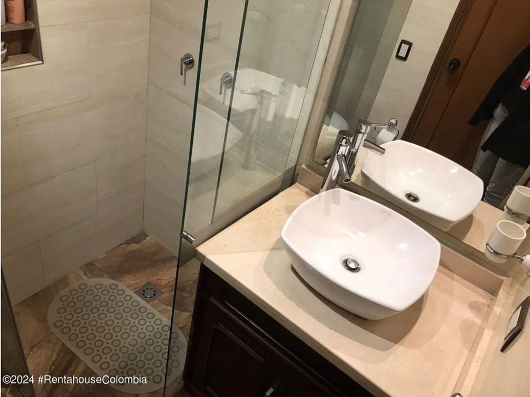 Apartamento de 3 alcobas en venta en Lago Gaitan, Bogotá, 146 m² · foto 10 de 20