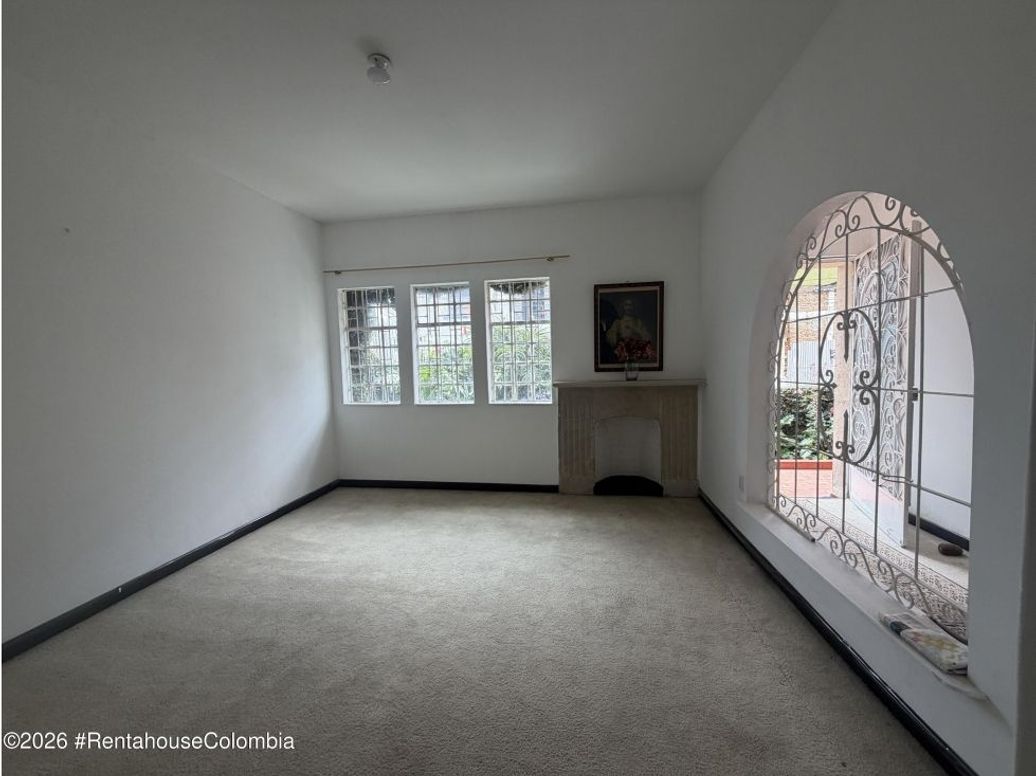 Casa de 7 alcobas en venta en Teusaquillo, Bogotá, 380 m² · foto 5 de 20