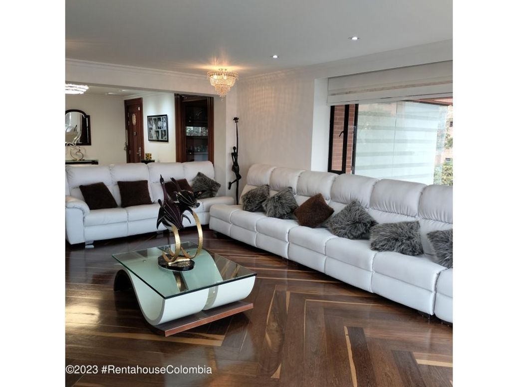Apartamento de 4 alcobas en venta en Montearroyo, Bogotá, 343 m² · foto 6 de 20