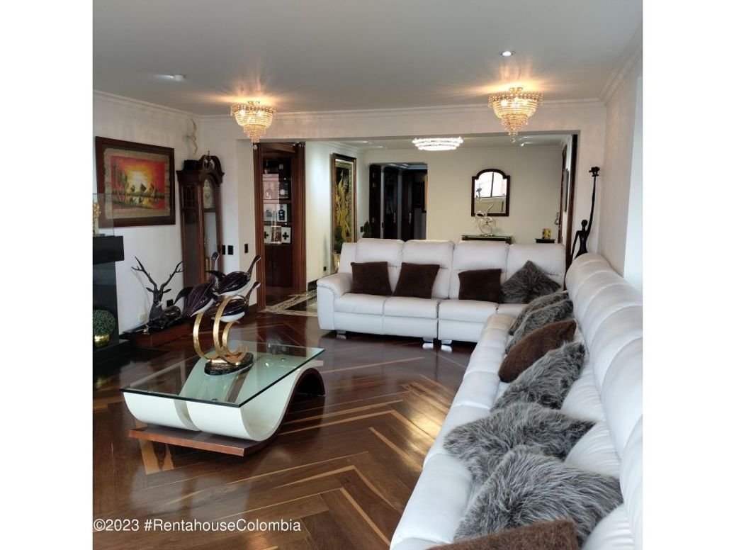 Apartamento de 4 alcobas en venta en Montearroyo, Bogotá, 343 m² · foto 7 de 20