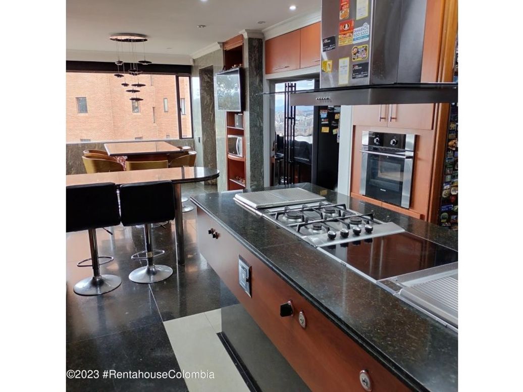 Apartamento de 4 alcobas en venta en Montearroyo, Bogotá, 343 m² · foto 14 de 20