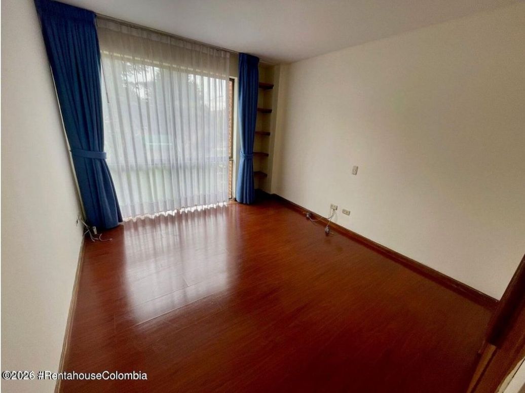 Casa de 3 alcobas en venta en Gratamira, Bogotá, 162 m² · foto 13 de 20