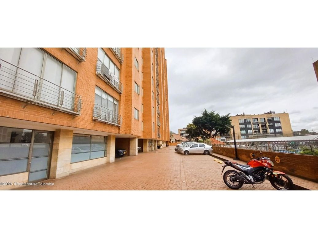 Apartamento de 2 alcobas en venta en La Calleja, Bogotá, 91 m² · foto 3 de 20