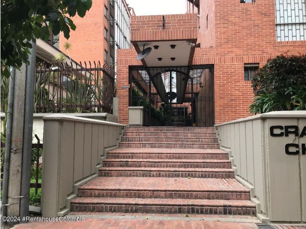 Apartamento de 3 alcobas en venta en Chico Norte Et. Iii, Bogotá, 162 m² · foto 2 de 20