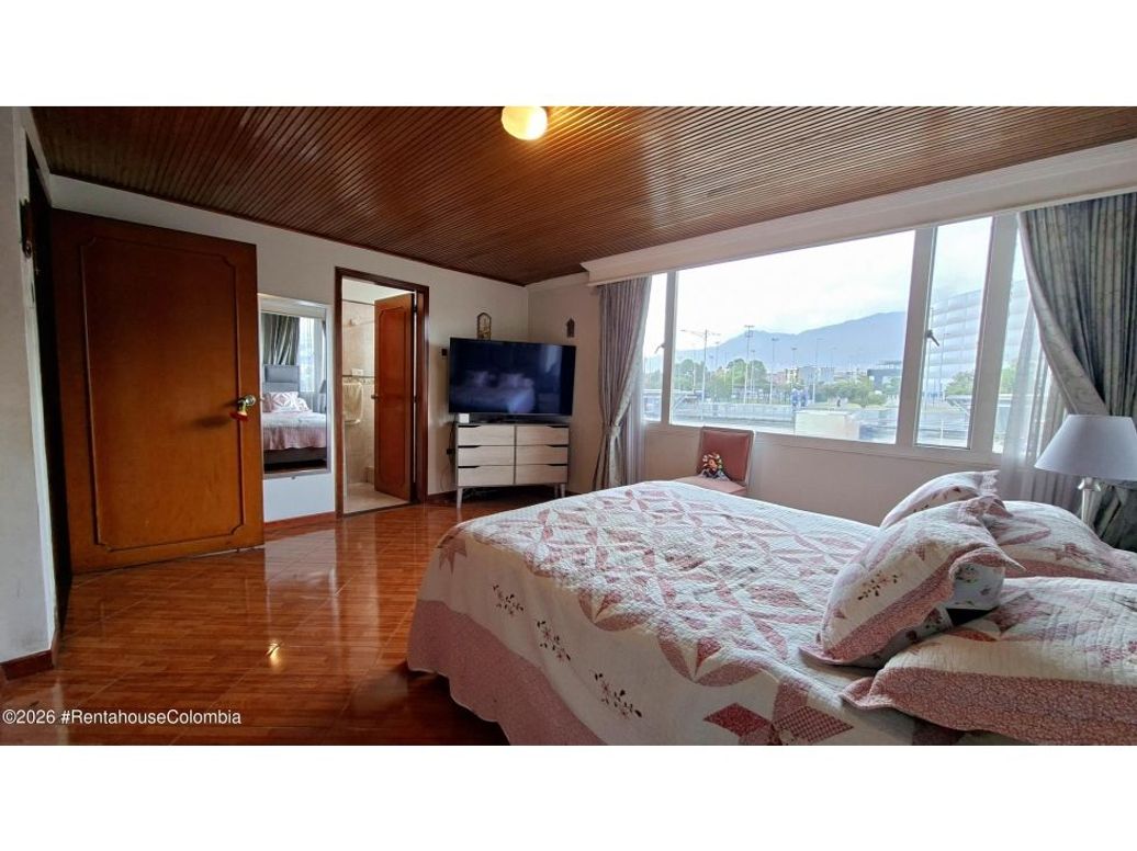 Apartamento de 3 alcobas en venta en Campin Occidental, Bogotá, 110 m² · foto 13 de 20