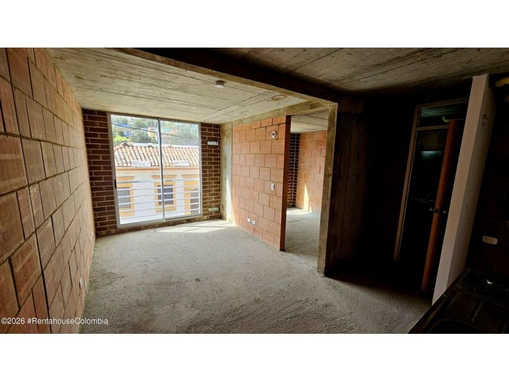Apartamento de 1 alcoba en venta en La Catedral, Bogotá, 31 m² · foto 6 de 9