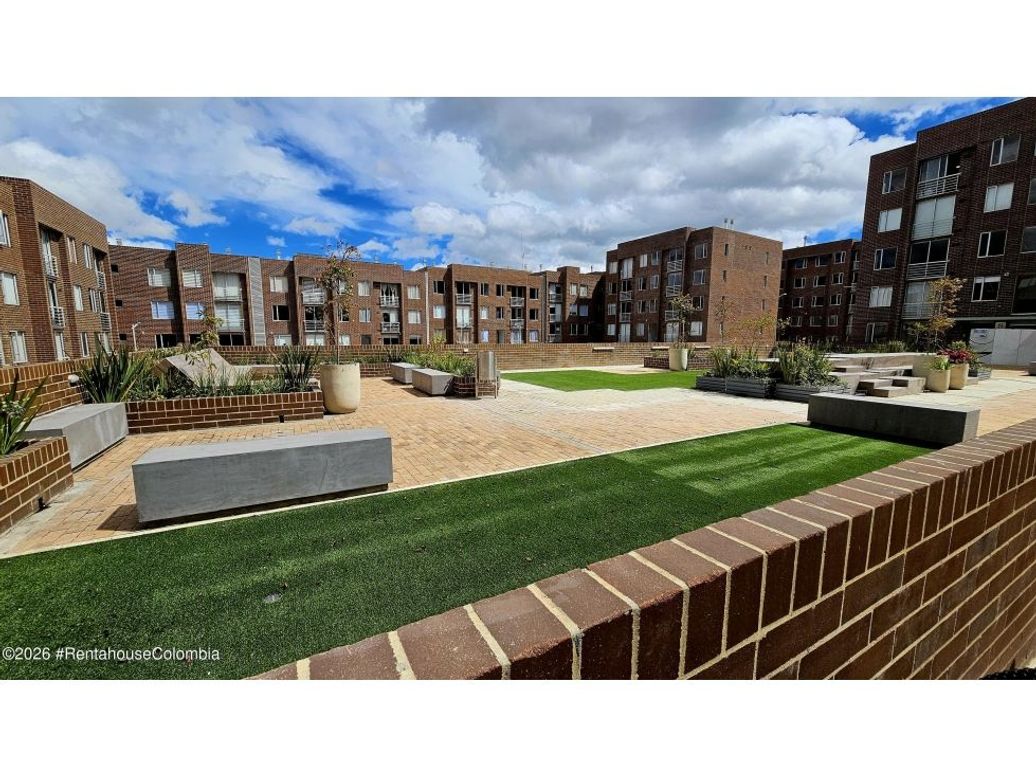 Apartamento de 1 alcoba en venta en La Catedral, Bogotá, 31 m² · foto 2 de 9