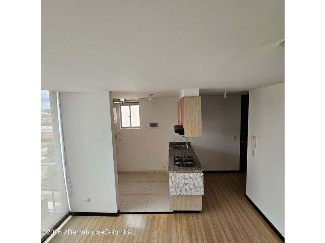 Apartamento en arriendo en San Antonio Noroccidental, Bogotá · foto 17 de 20