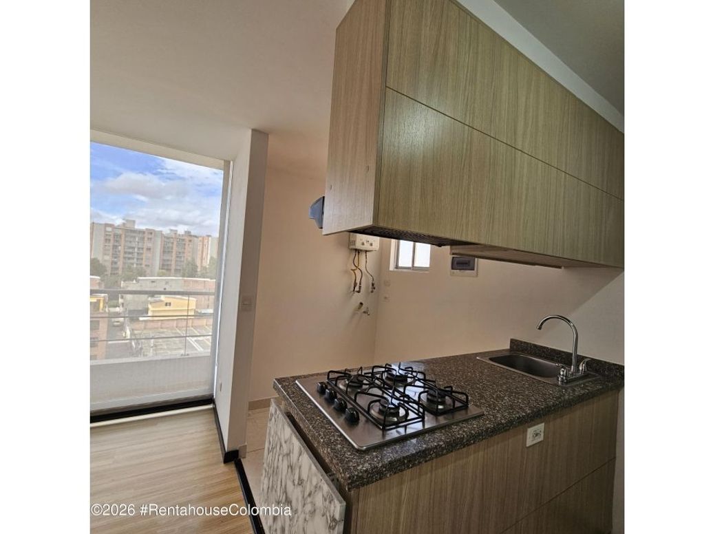 Apartamento en arriendo en San Antonio Noroccidental, Bogotá · foto 10 de 20