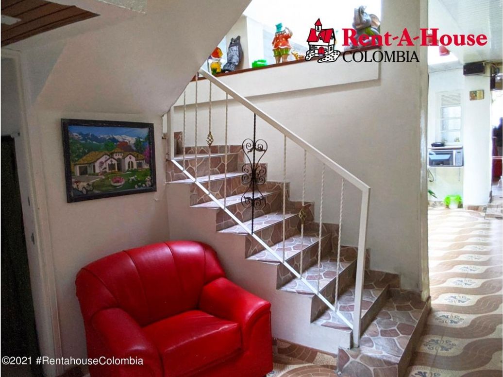 Casa de 30 alcobas en venta en San Luis, Bogotá, 624 m² · foto 9 de 20