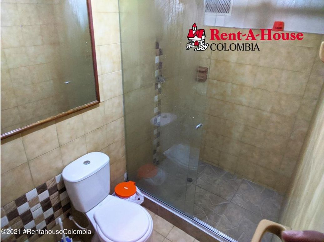 Casa de 30 alcobas en venta en San Luis, Bogotá, 624 m² · foto 10 de 20