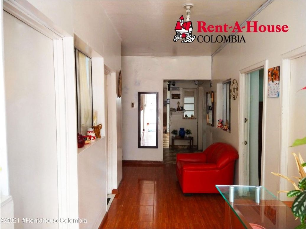Casa de 30 alcobas en venta en San Luis, Bogotá, 624 m² · foto 4 de 20