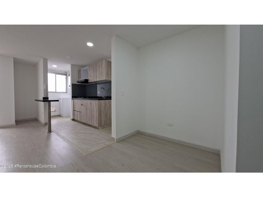 Apartamento de 1 alcoba en venta en Santa Teresa, Bogotá, 36 m² · foto 2 de 20