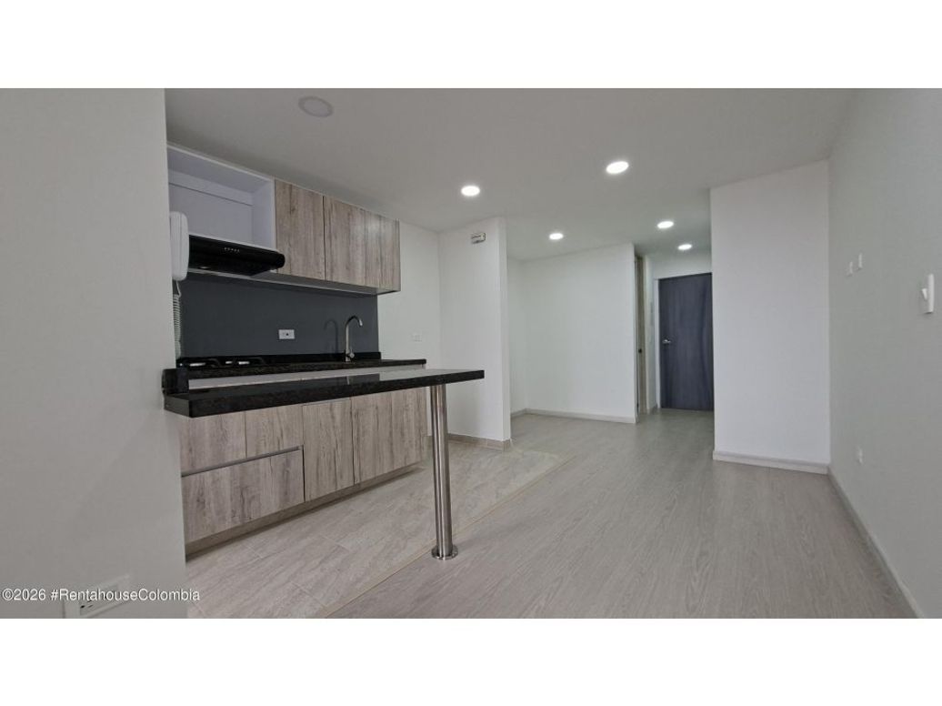 Apartamento de 1 alcoba en venta en Santa Teresa, Bogotá, 36 m² · foto 4 de 20