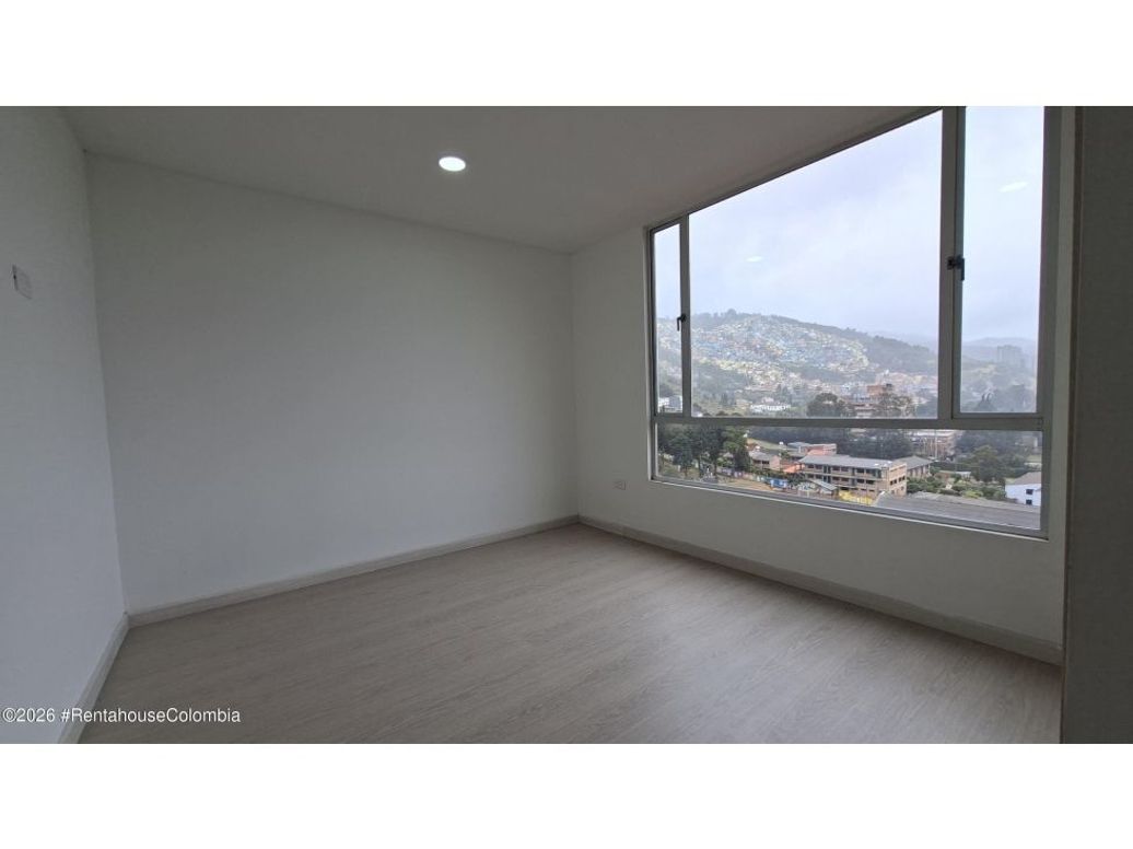 Apartamento de 1 alcoba en venta en Santa Teresa, Bogotá, 36 m² · foto 13 de 20