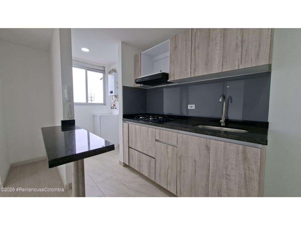 Apartamento de 1 alcoba en venta en Santa Teresa, Bogotá, 36 m² · foto 7 de 20