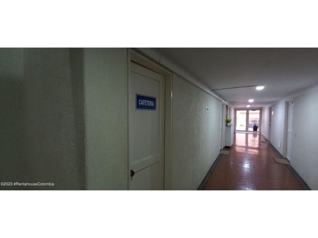 Apartamento de 1 alcoba en venta en Cedritos, Bogotá, 47 m² · foto 3 de 20