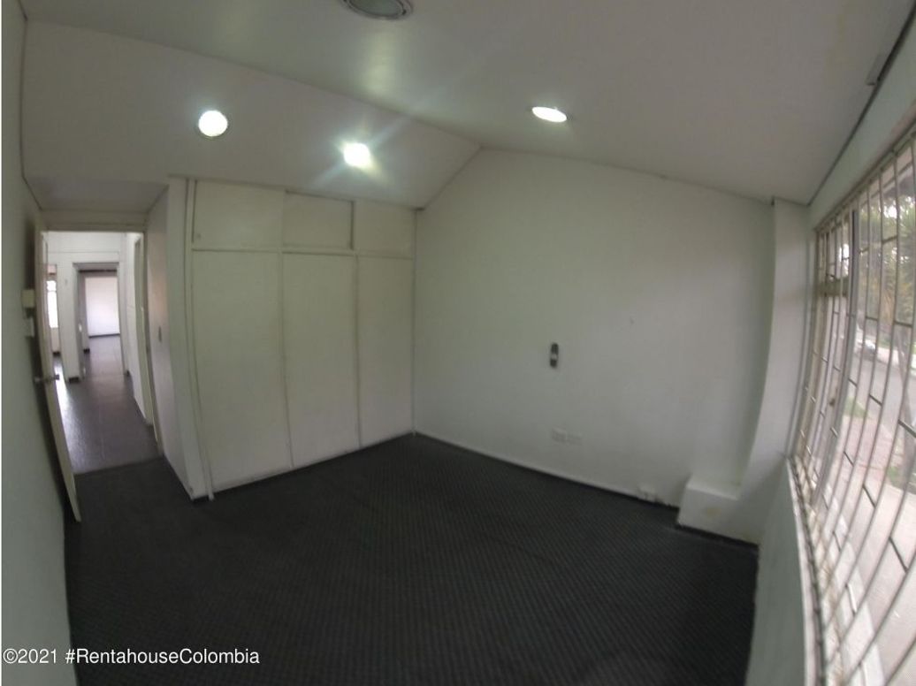 Casa de 3 alcobas en venta en Salitre Greco, Bogotá, 600 m² · foto 19 de 20