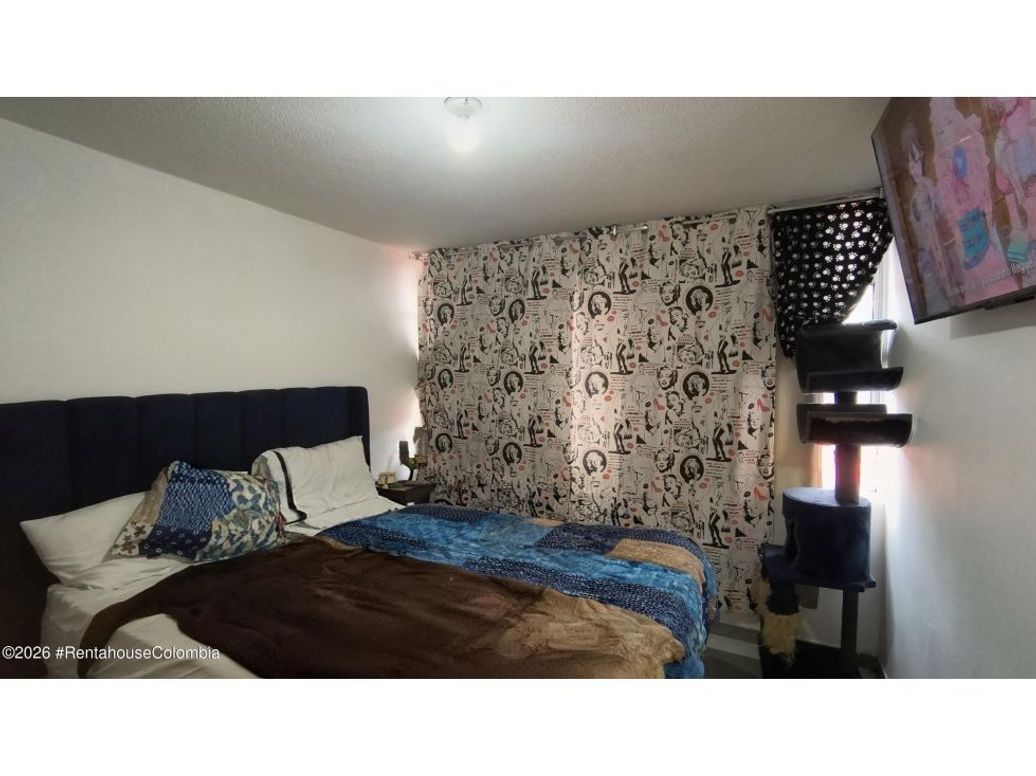 Casa de 10 alcobas en venta en La Estancia, Bogotá, 252 m² · foto 8 de 20