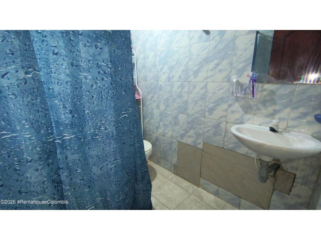 Casa de 10 alcobas en venta en La Estancia, Bogotá, 252 m² · foto 13 de 20