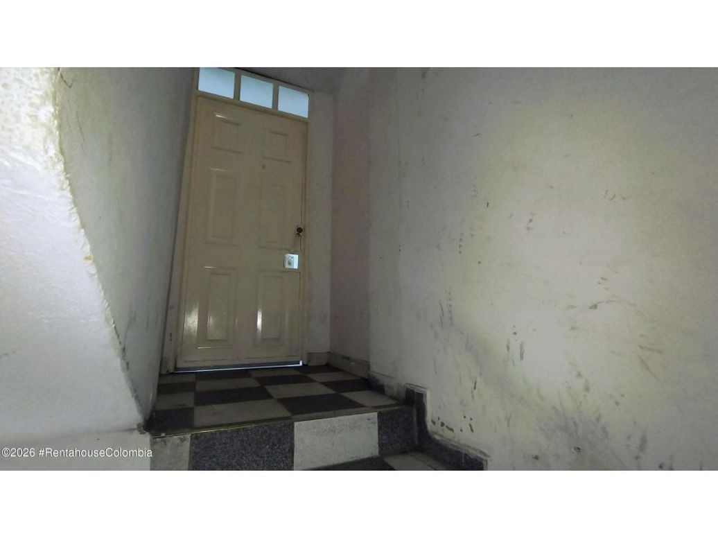 Casa de 10 alcobas en venta en La Estancia, Bogotá, 252 m² · foto 14 de 20