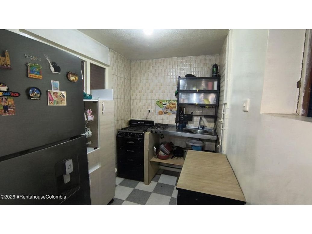 Casa de 10 alcobas en venta en La Estancia, Bogotá, 252 m² · foto 16 de 20