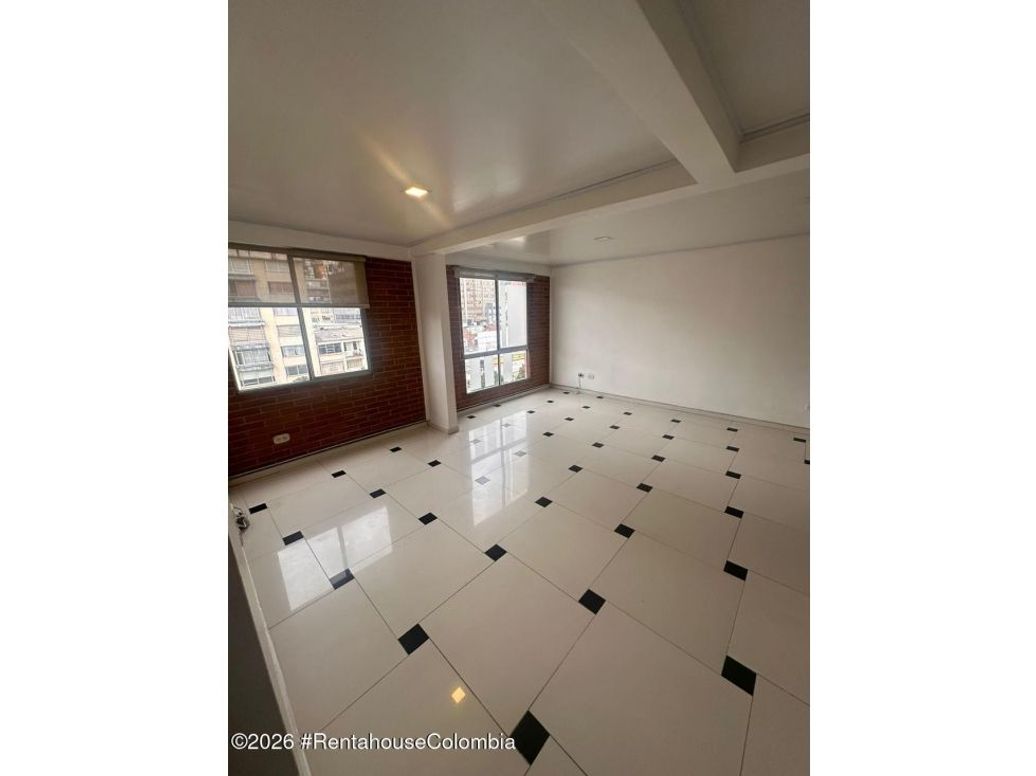 Apartamento de 3 alcobas en venta en Bogotá, Bogotá, 56 m² · foto 2 de 19