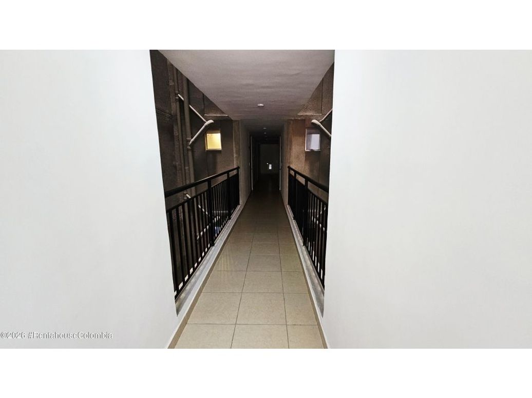 Apartamento de 2 alcobas en arriendo en Colinas De Suba, Bogotá, 38 m² · foto 15 de 16