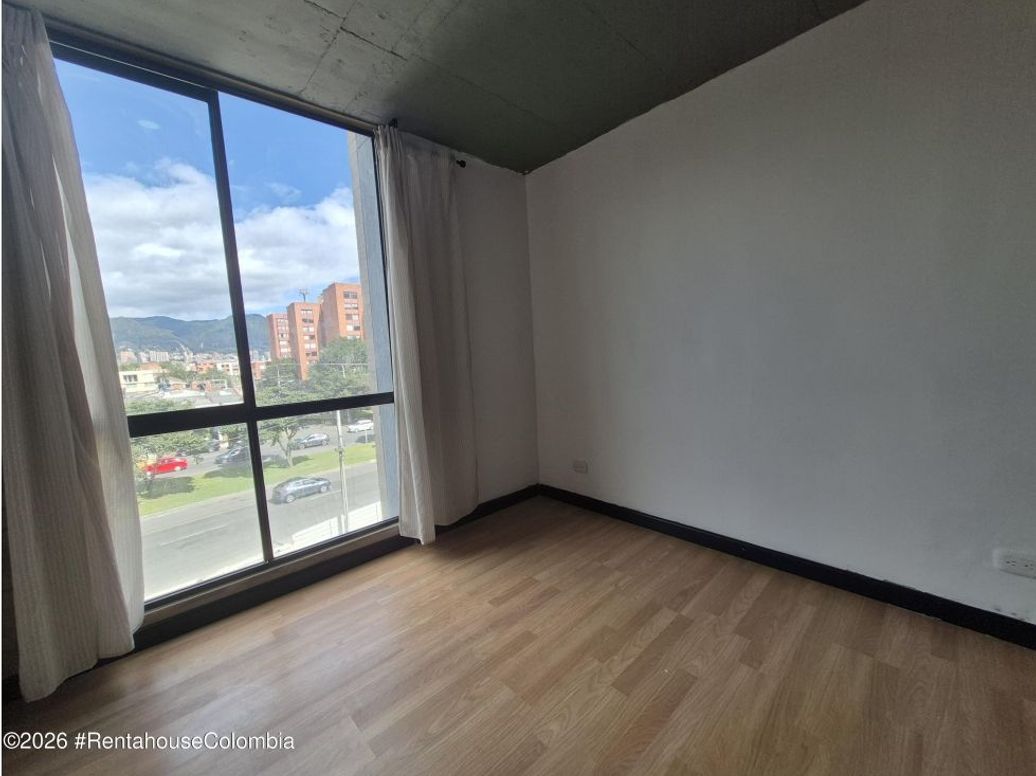 Apartamento de 1 alcoba en venta en Parque Popular Salitre, Bogotá, 31 m² · foto 4 de 14