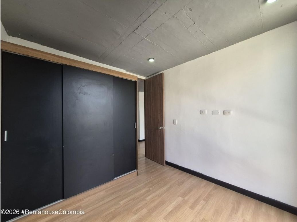 Apartamento de 1 alcoba en venta en Parque Popular Salitre, Bogotá, 31 m² · foto 5 de 14