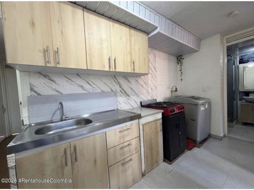 Apartamento de 2 alcobas en venta en Centro Fontibon, Bogotá, 280 m² · foto 6 de 18