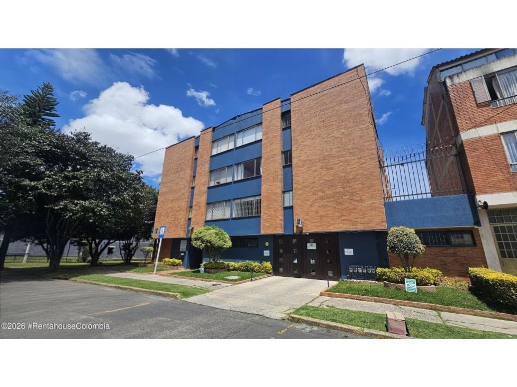 Apartamento de 2 alcobas en venta en Andes Norte, Bogotá, 71 m² · foto 2 de 14