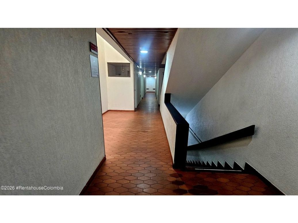 Apartamento de 2 alcobas en venta en Andes Norte, Bogotá, 71 m² · foto 4 de 14