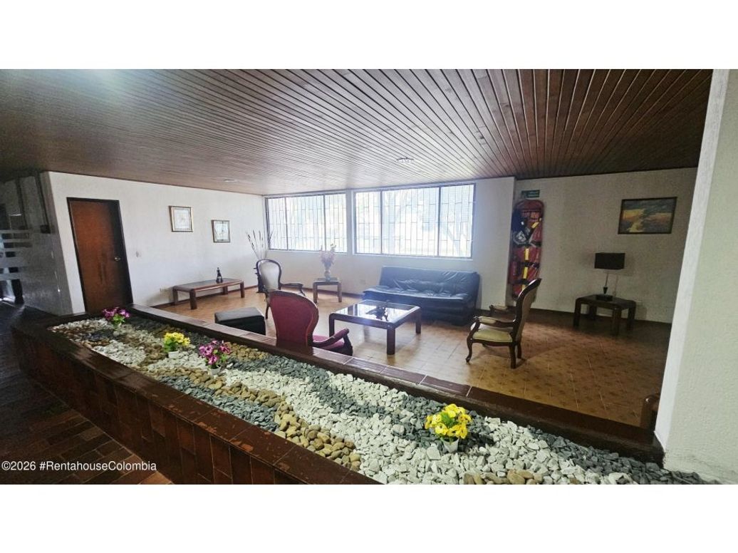 Apartamento de 2 alcobas en venta en Andes Norte, Bogotá, 71 m² · foto 3 de 14