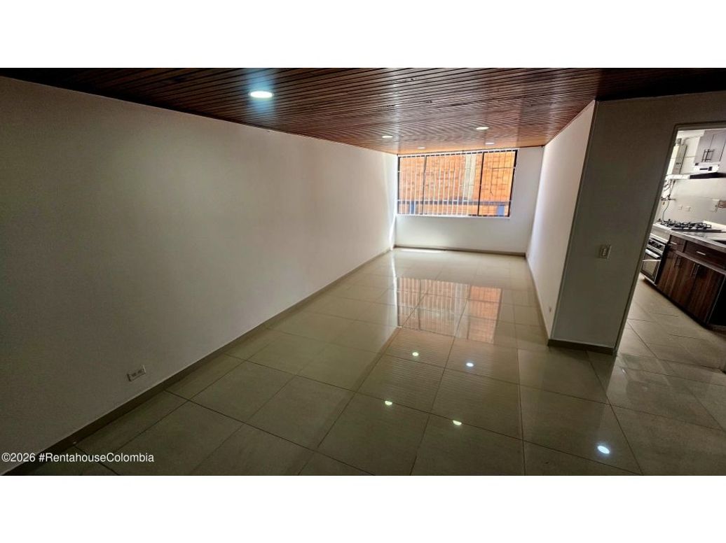 Apartamento de 2 alcobas en venta en Andes Norte, Bogotá, 71 m² · foto 5 de 14
