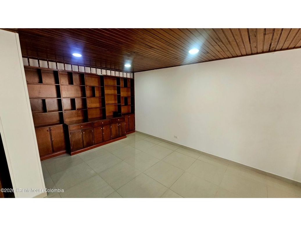 Apartamento de 2 alcobas en venta en Andes Norte, Bogotá, 71 m² · foto 6 de 14