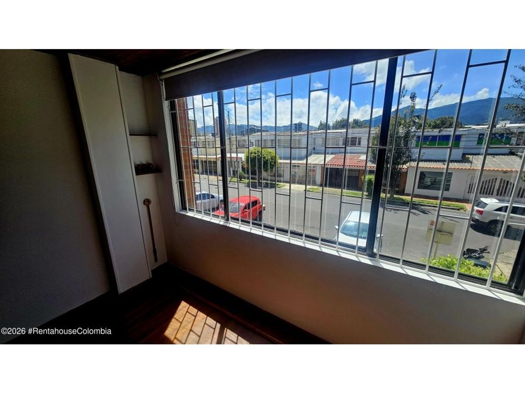 Apartamento de 2 alcobas en venta en Andes Norte, Bogotá, 71 m² · foto 11 de 14