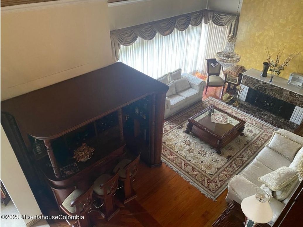 Apartamento de 3 alcobas en venta en Chico Norte Et. Iii, Bogotá, 298 m² · foto 10 de 17