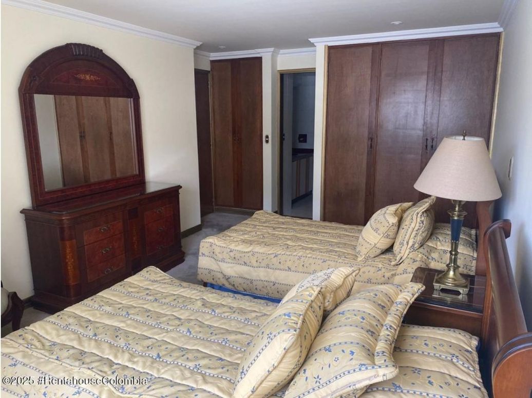 Apartamento de 3 alcobas en venta en Chico Norte Et. Iii, Bogotá, 298 m² · foto 7 de 17