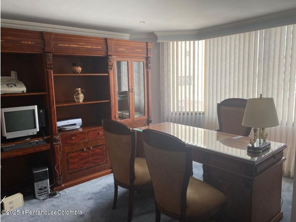 Apartamento de 3 alcobas en venta en Chico Norte Et. Iii, Bogotá, 298 m² · foto 9 de 17