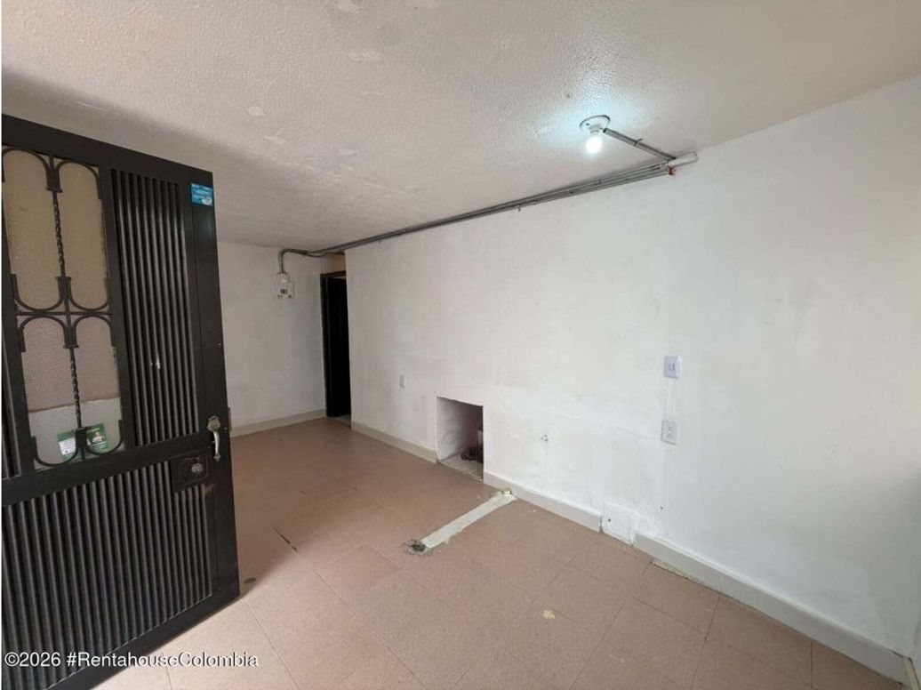 Casa de 4 alcobas en venta en San Luis, Bogotá · foto 5 de 12
